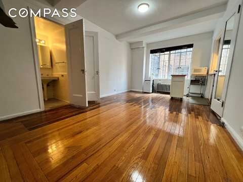 45 Tudor City Place, New York, NY 10017