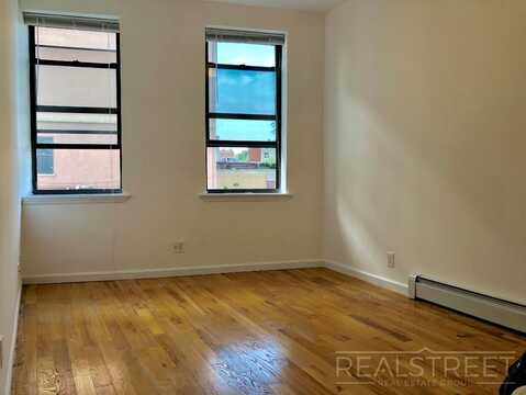 28 Macdougal St, BROOKLYN, NY 11233