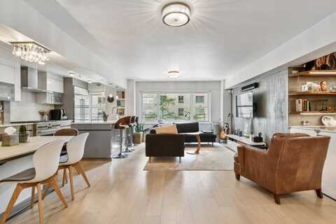 100 West 57th Street, New York, NY 10019
