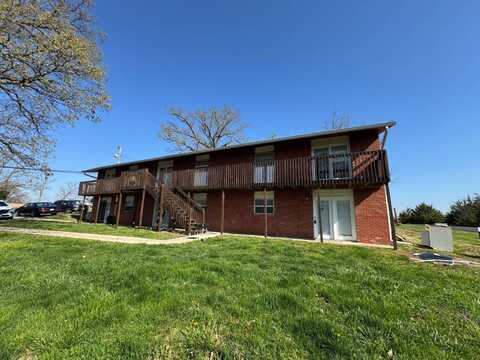6200 N East Circle Drive, Columbia, MO 65202