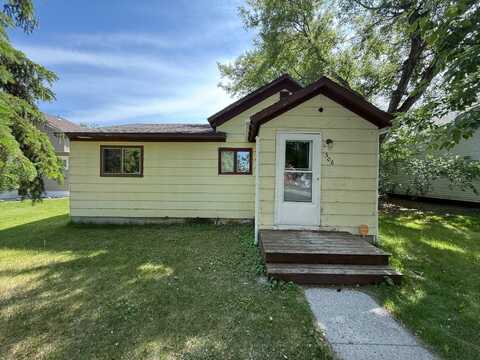 506 John Street, Rolette, ND 58366
