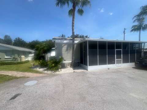 9204 66th St N, Pinellas Park, FL 33782