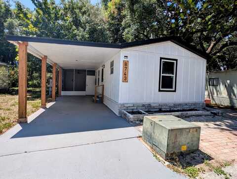 8743 Barcin Circle, Riverview, FL 33578