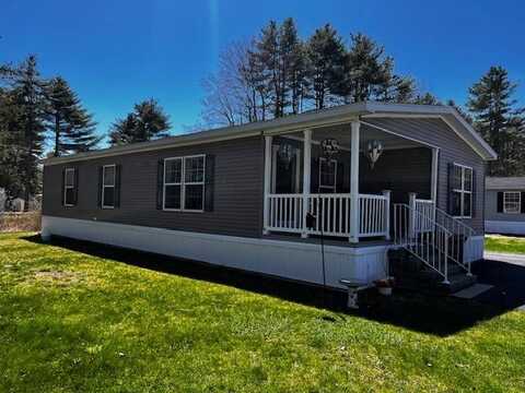 14 Clayton Dr, Saco, ME 04072