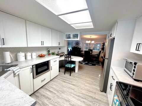 7348 Ulmerton rd., Largo, FL 33771