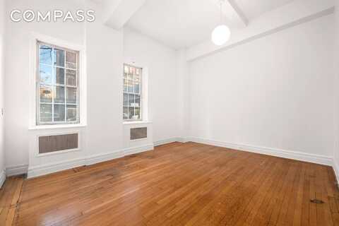 39 Fifth Avenue, New York, NY 10003