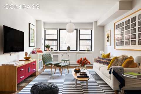 39 Gramercy Park North, New York, NY 10010