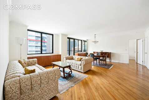 300 East 54th Street, New York, NY 10022