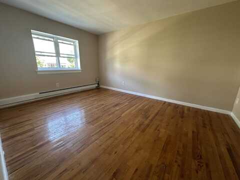 401 Warburton Ave, Yonkers, NY 10701