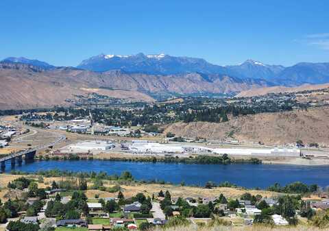 2025 Cougar Ridge Road, East Wenatchee, WA 98802