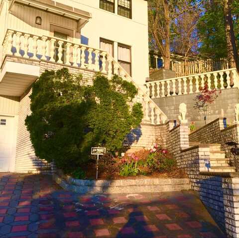 350 Bayview Ave, Manhasset, NY 11030