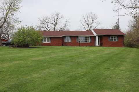 7368 Camp Grove Rd SE, Washington C.H., OH 43160