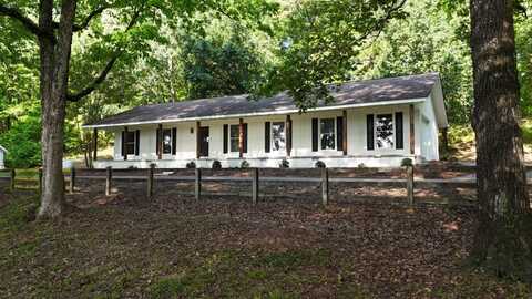 2638 Perry Road, Grenada, MS 38901