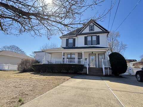 97 Garfield Place, East Rockaway, NY 11518