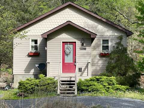 12086 Herold Rd, Sutton, WV 26601