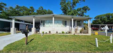401 Summerhill Dr, Valrico, FL 33594