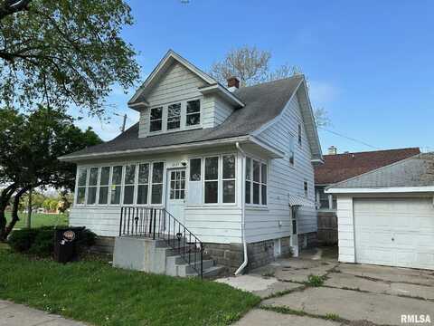 2127 N DELAWARE Avenue, Peoria, IL 61603