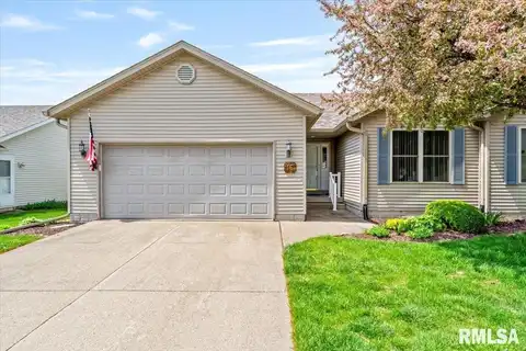 5200 VILLA Drive, Davenport, IA 52806