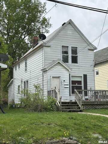 200 E THRUSH Avenue, Peoria, IL 61603