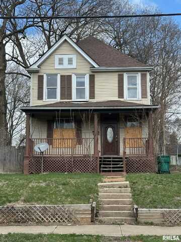 707 E RAVINE Avenue, Peoria, IL 61603