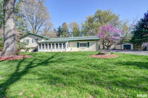 615 N LELAND Lane, Taylorville, IL 62568