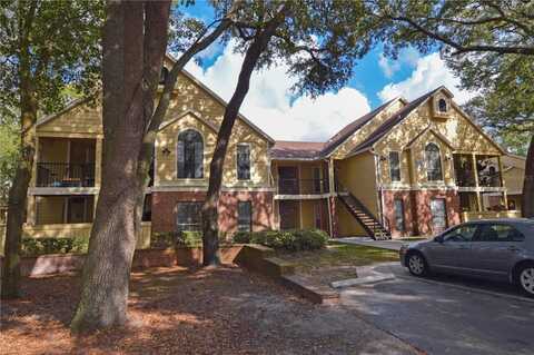 8605 MALLARD RESERVE DRIVE, TAMPA, FL 33614