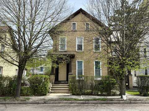 206 N Courtland Street, East Stroudsburg, PA 18301