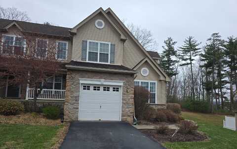 1712 Big Ridge Drive, East Stroudsburg, PA 18302