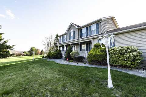 126 Arthur Lane, Brodheadsville, PA 18322