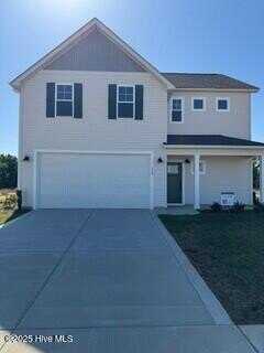 240 Peeler Circle, Raeford, NC 28376