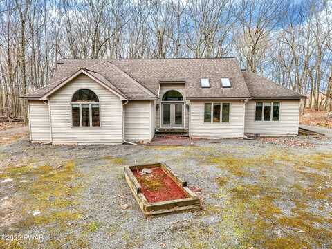 1209 Acacia Drive, Hawley, PA 18428