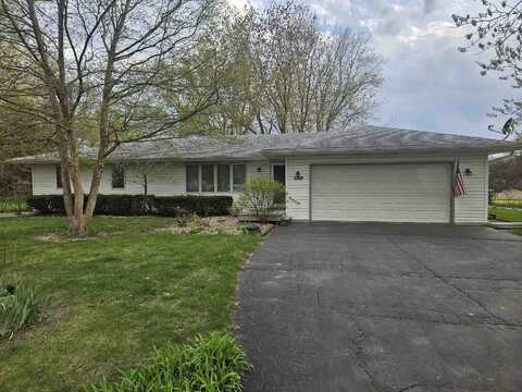 6415 Stonington, ROSCOE, IL 61073