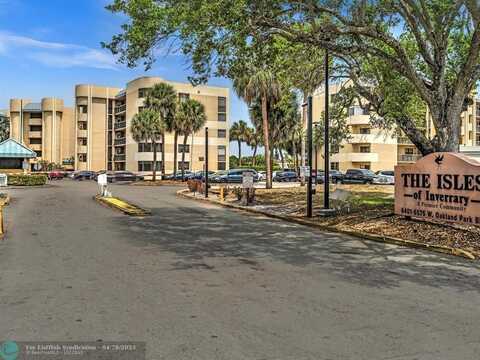 6475 W Oakland Park Blvd, Lauderhill, FL 33313