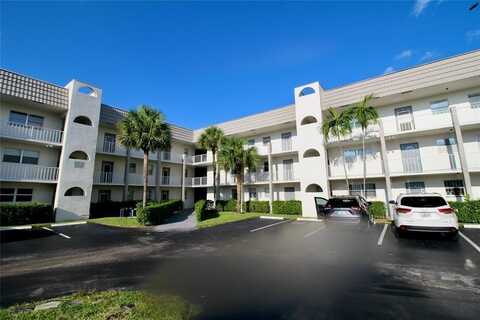 8590 Sunrise Lakes Blvd, Sunrise, FL 33322