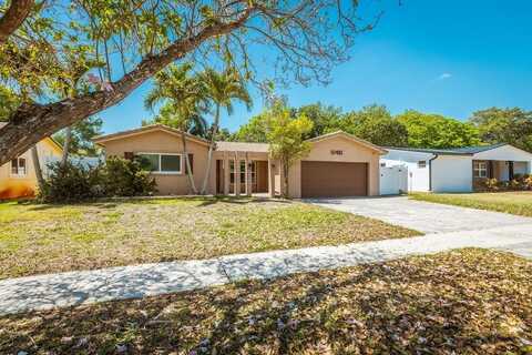 10460 NW 2nd Ct, Plantation, FL 33324
