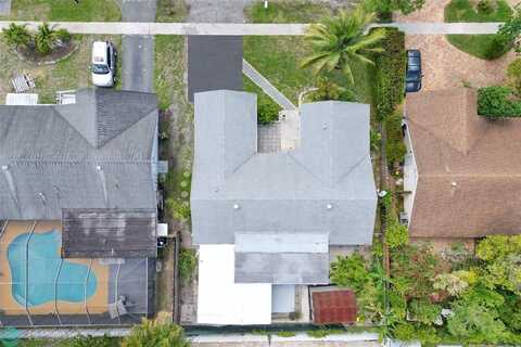 1318 SW 82nd Ter, North Lauderdale, FL 33068