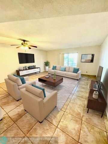 2061 NW 47th Ter, Lauderhill, FL 33313