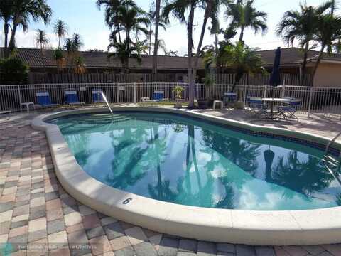 736 NE 13th Ct, Fort Lauderdale, FL 33304