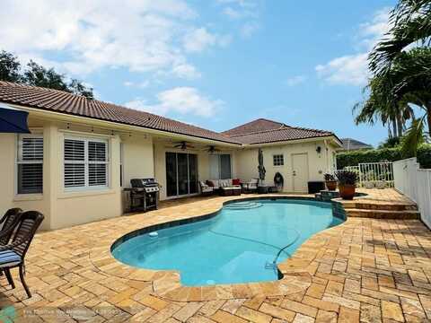 10370 NW 52nd St, Coral Springs, FL 33076