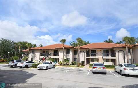 5200 E Club Cir, Boca Raton, FL 33487
