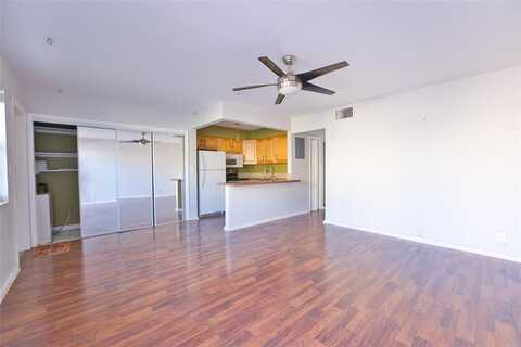 4050 NE 12th Ter, Oakland Park, FL 33334