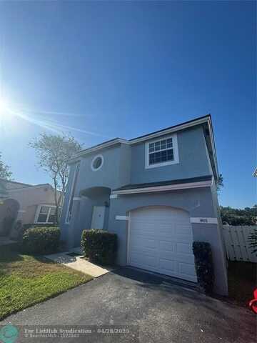 9929 NW 9TH CT, Plantation, FL 33324