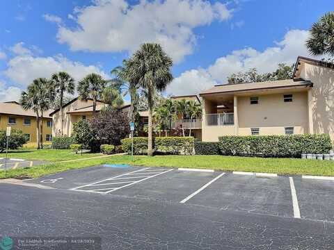 8720 Azalea Ct, Tamarac, FL 33321