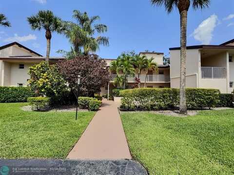 8720 Azalea Ct, Tamarac, FL 33321