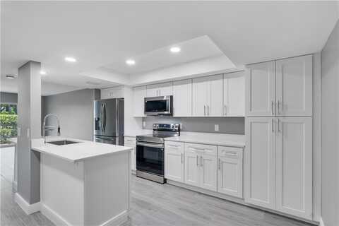 1166 6th Avenue, Vero Beach, FL 32960