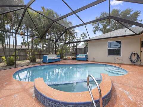 1255 Jenkin Avenue NE, Palm Bay, FL 32907
