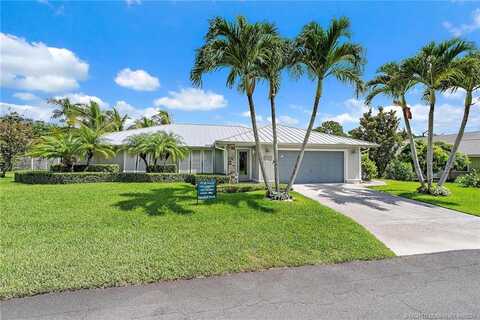 8565 SE Gulfstream Place, Hobe Sound, FL 33455