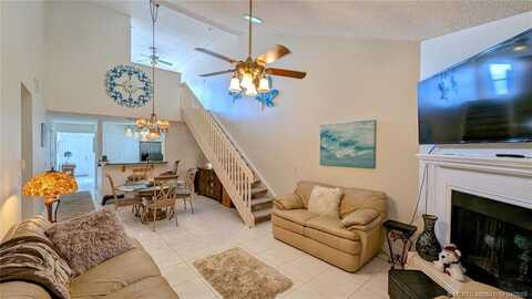 907 NE Sandalwood Place, Jensen Beach, FL 34957