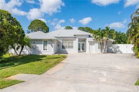 3901 SW Kamsler Street, Port Saint Lucie, FL 34953