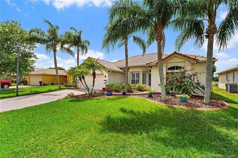 554 NW Waverly Circle, Port Saint Lucie, FL 34983